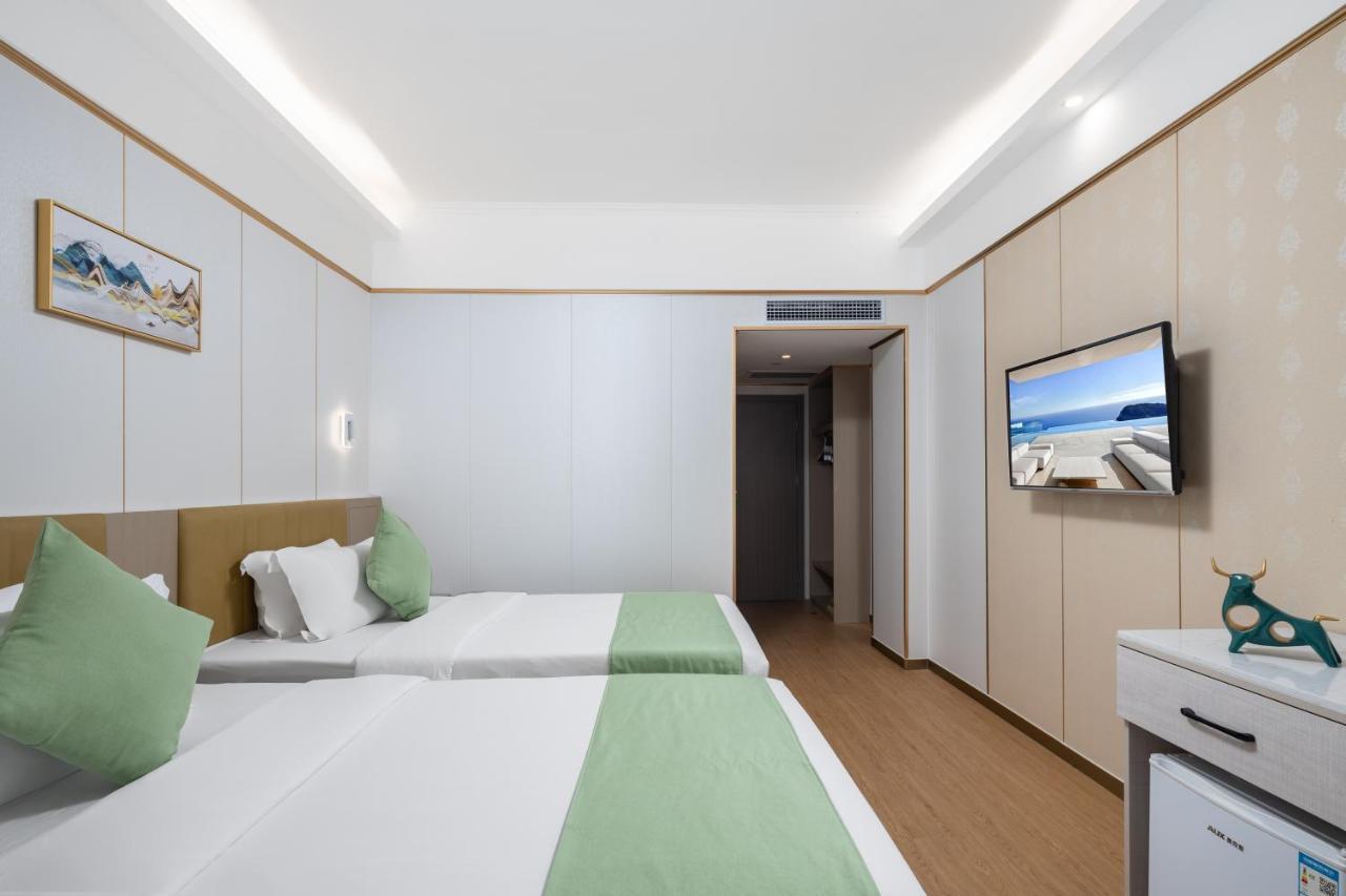 Wenhao Seaview Hotel Sanya Exterior photo